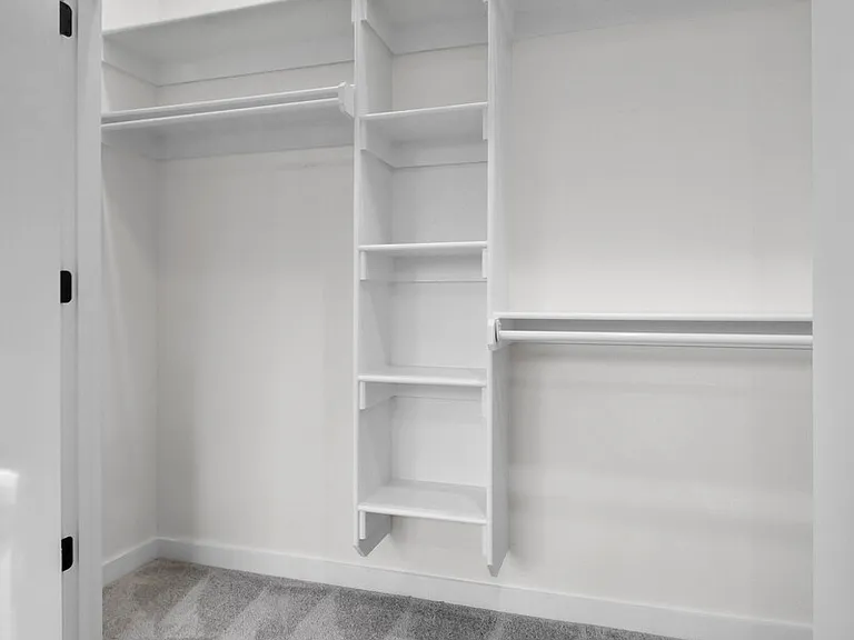77 Shetland Dr — Photo 11