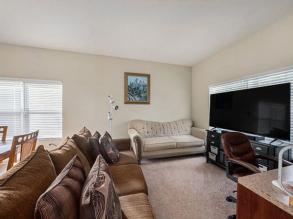 3rd image of 9405 Cypress Harbor Dr