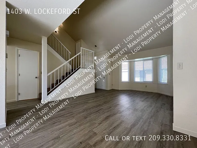 1403 W Lockeford St — Photo 11