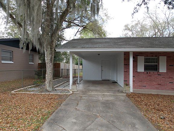 4th image of 721 SE 32nd Ave