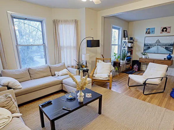 216 Freeman St, Brookline, MA