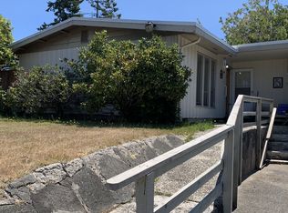 2133 State St, North Bend, OR 97459