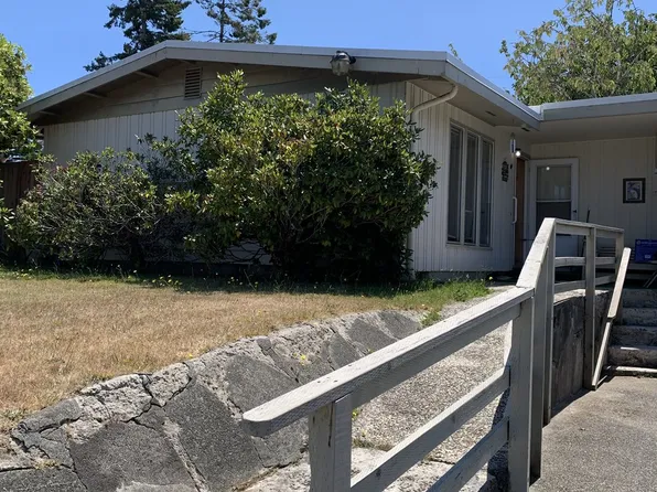 2133 State St, North Bend, OR 97459