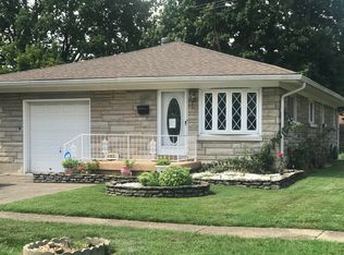 2107 Farnsley Rd, Shively, KY 40216