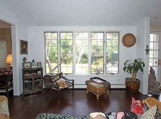 58 Circle Ln, Roslyn Heights, NY 11577