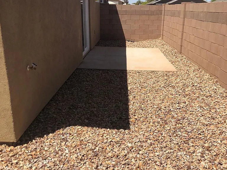2389 S Clovis Pl — Photo 16