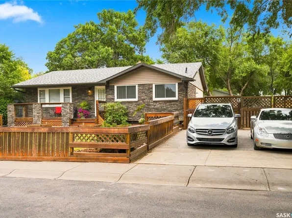 1409 Shannon Road, Regina, SK S4S 5L4