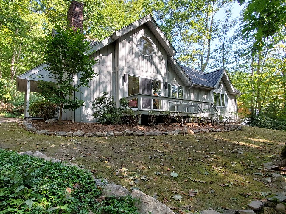 446 Black Rock Turnpike