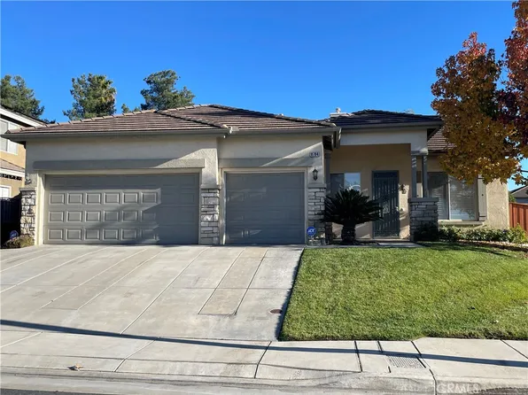 8794 Aspen Ct, Riverside, CA 92508
