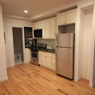 Rented by Nooklyn NYC LLC | media 25