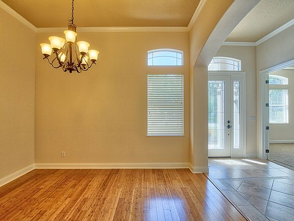 4th image of 31 Manderley Ln