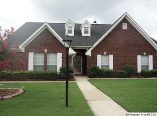 135 Stratford Cir, Pelham, AL 35124