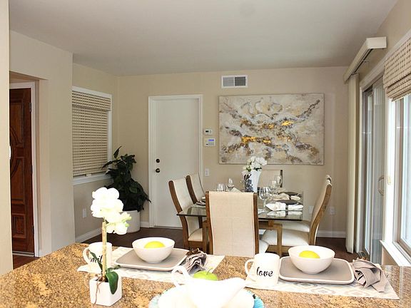 4th image of 707 Starlight Heights Dr