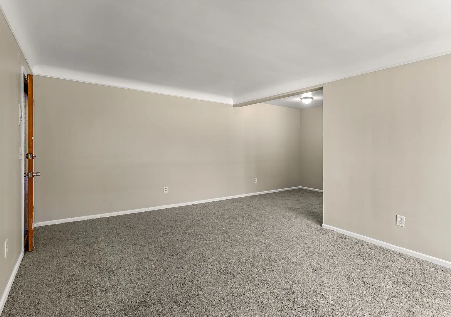 Parker Place Apartments ( C )- Parker Place Apartments, LLC — Photo 4