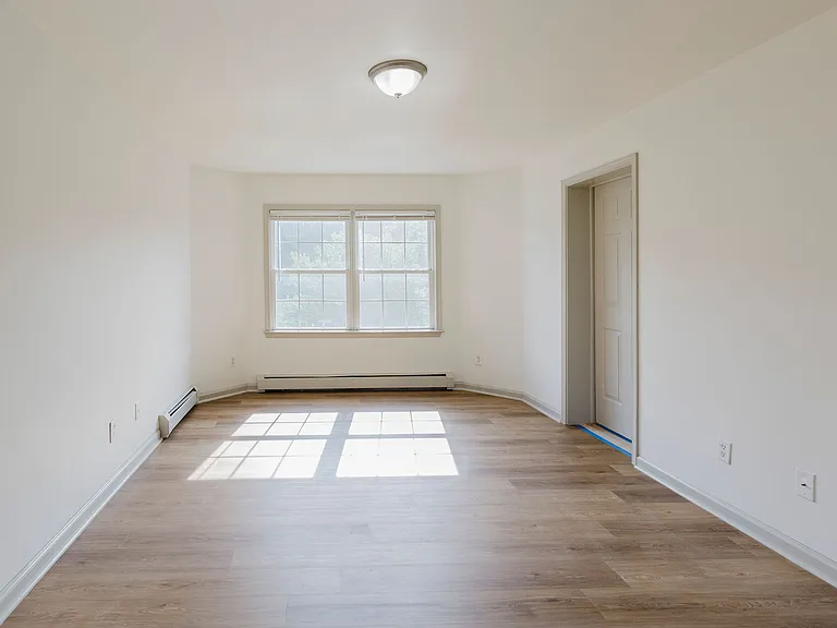 2591 Washington St #1 — Photo 9