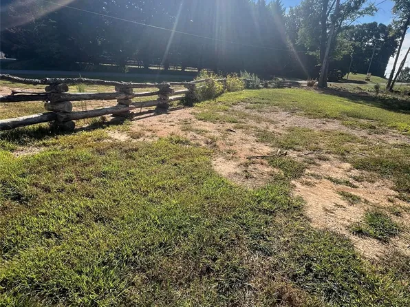 1047 Pennington Rd, Albemarle, NC 28001