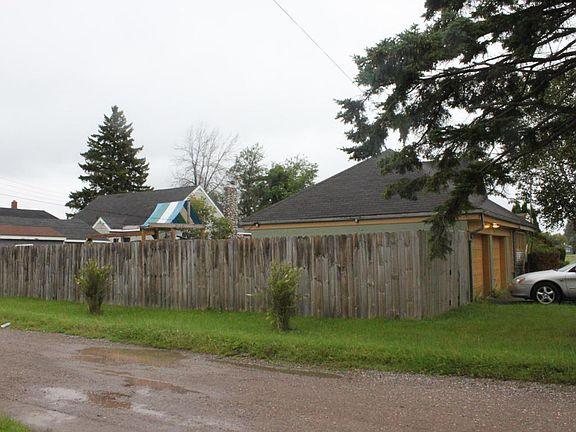 2nd image of 1310 Superior St