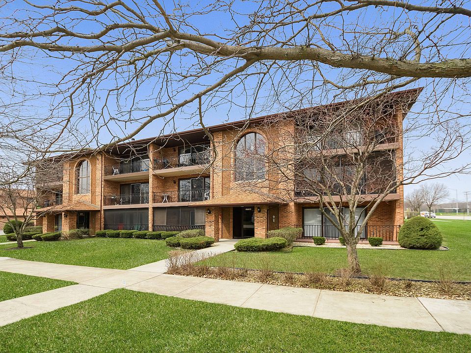 1st image of 11104 Heritage Dr APT 1A
