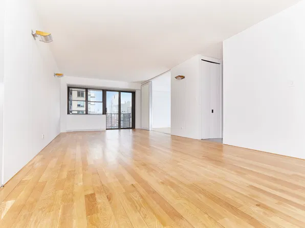 345 East 80th Street image 1 of 16