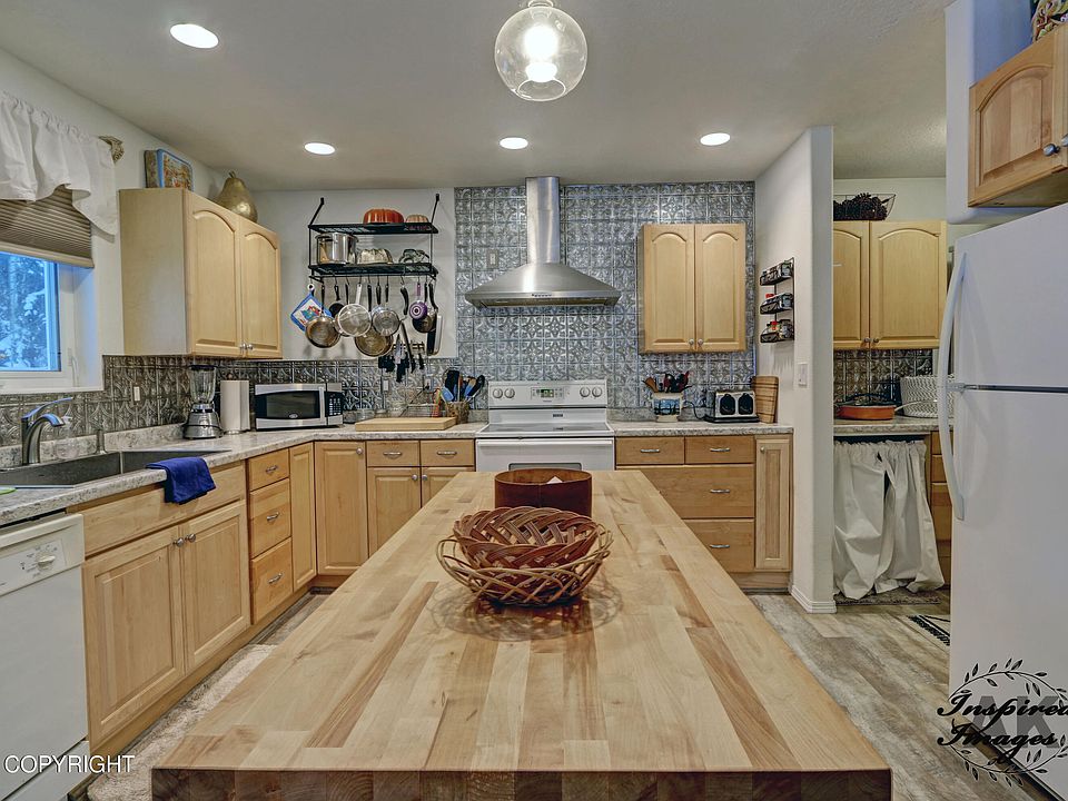 1005 Pickering Dr, Fairbanks, AK 99709 Zillow