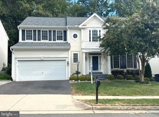 13025 Pilgrims Inn Dr, Woodbridge, VA 22193