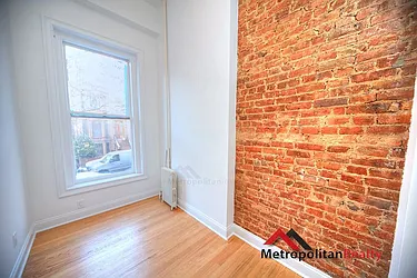 Rented by Metropolitan Realty