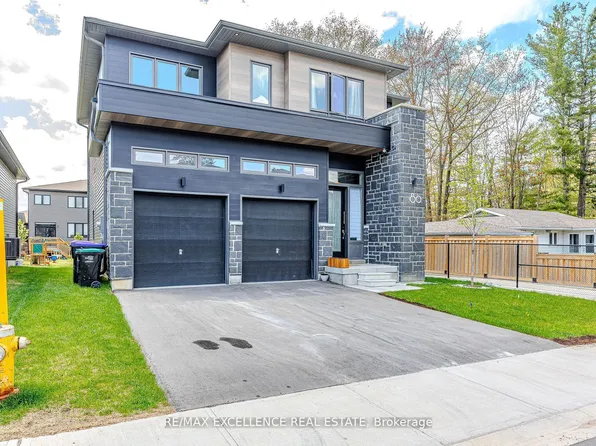 80 Berkely St, Wasaga Beach, ON L9Z 2N6