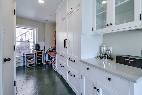 Rented by Brown Harris Stevens | media 33