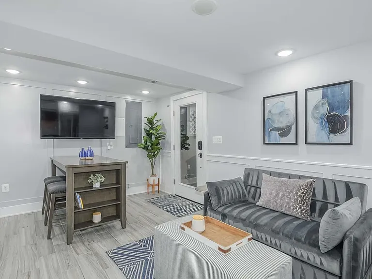 1427 Perry Pl NW #2 — Photo 3