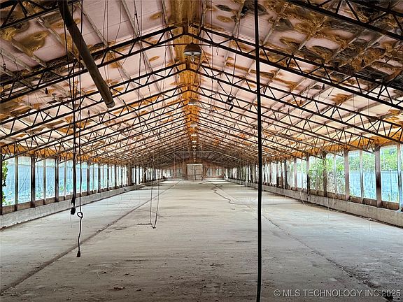 4th image of 34621 S 685th Rd