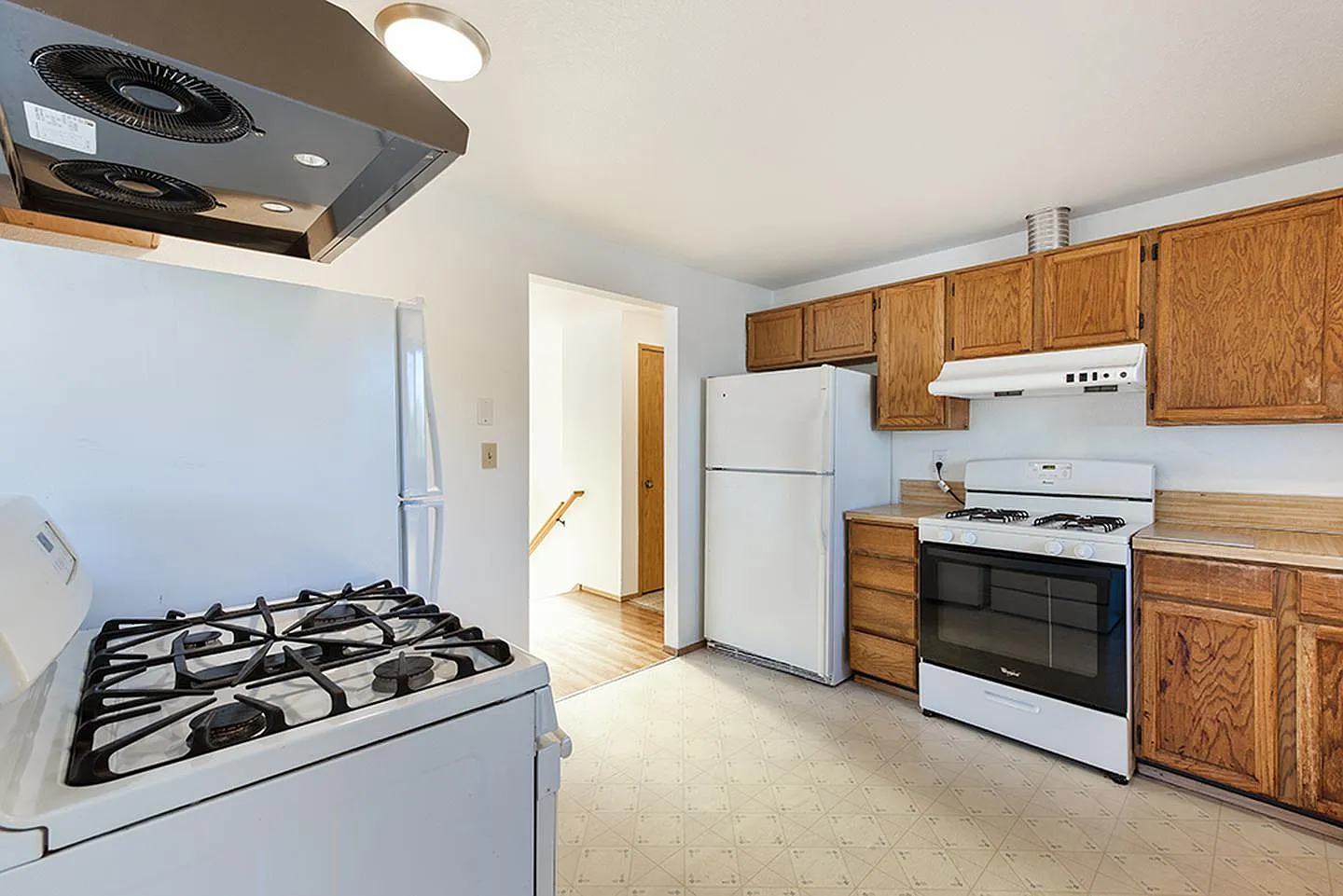 Spacious Central District home by Madrona Farmers Market — Photo 4