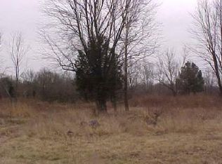 11372 Licata Rd, Benton, IL 62812