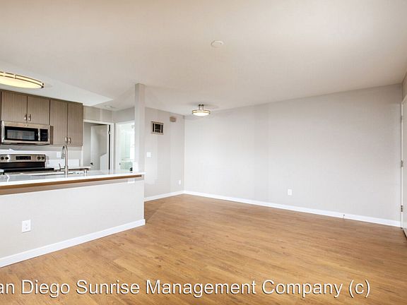 5th image of 3728 Herman Ave APT 3