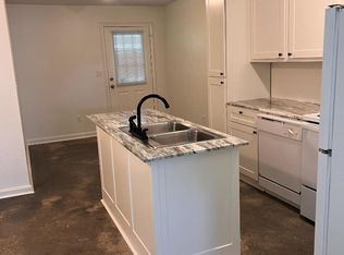 1000 N Red St APT 1-17, Sheridan, AR 72150