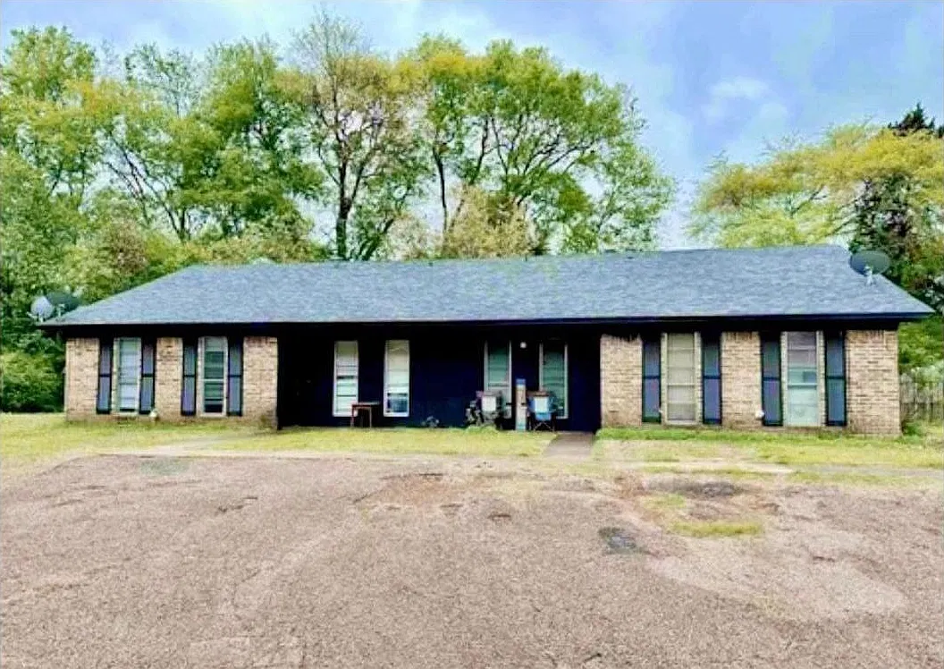 2 bed, 1000 sqft, $1,000 — Photo 3