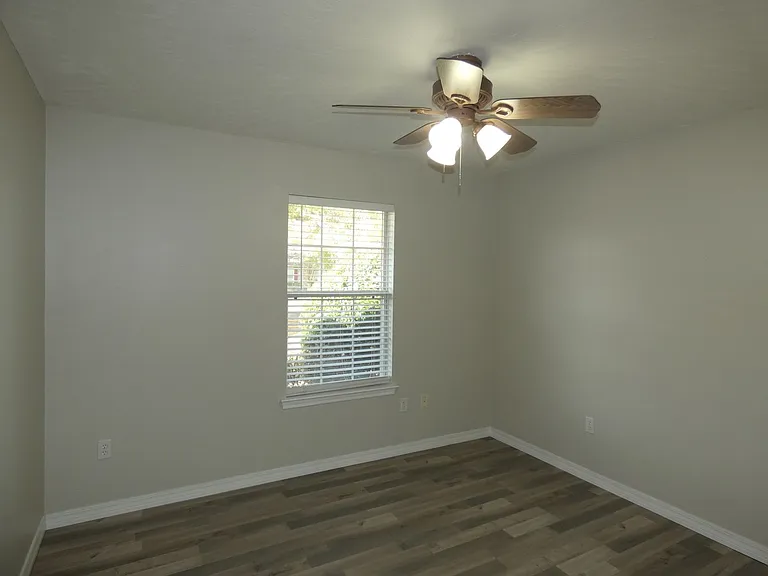 4734 Autumndale Dr — Photo 19