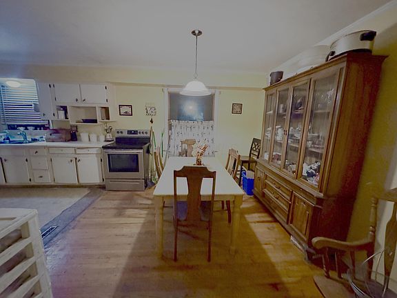 3rd image of 6189 Northgap Dr