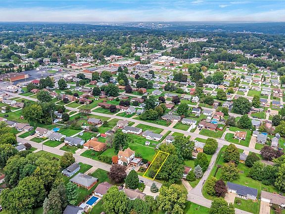 5th image of Geneva Ave