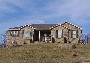1st image of 14 Stonebrook Dr
