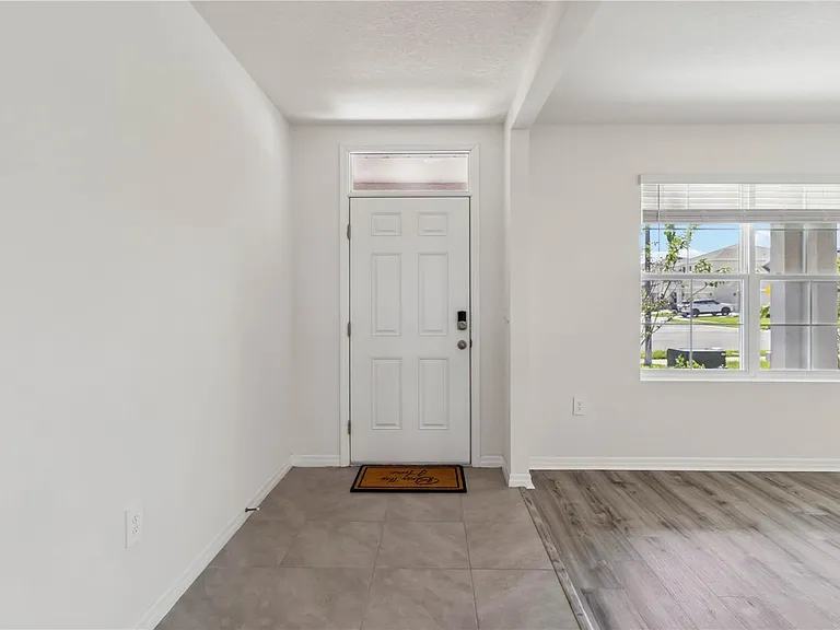 17129 Reserva Dr — Photo 5