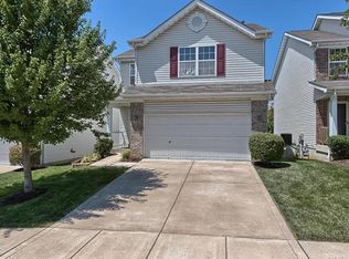 1611 Hurstborough Manor Dr, Hazelwood, MO