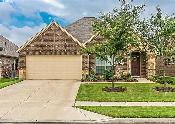 3rd image of 2648 Frances Ln