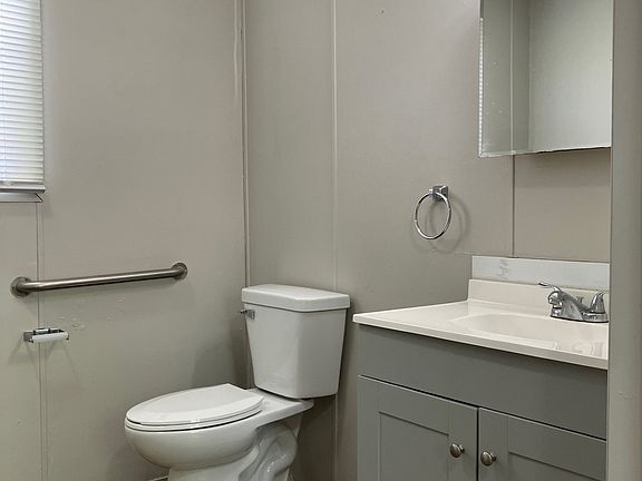 5th image of 2700 N Washington St #208M