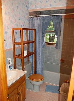 4th image of 6 Lincoln Pl