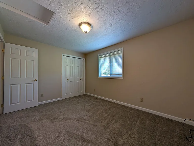 1528 Fetters Loop — Photo 11