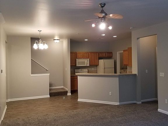 3rd image of 23912 Northstone Village Dr