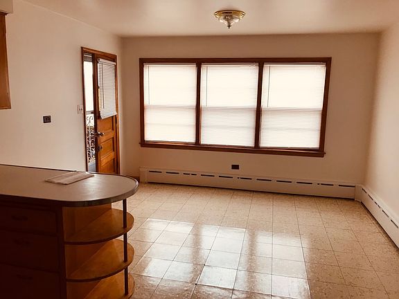 4th image of 7033 W Diversey Ave APT 2S