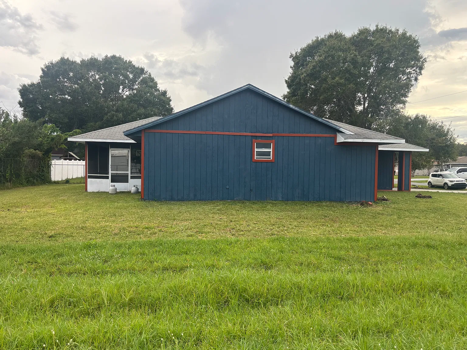 3 bed, 1295 sqft, $1,750 — Photo 3