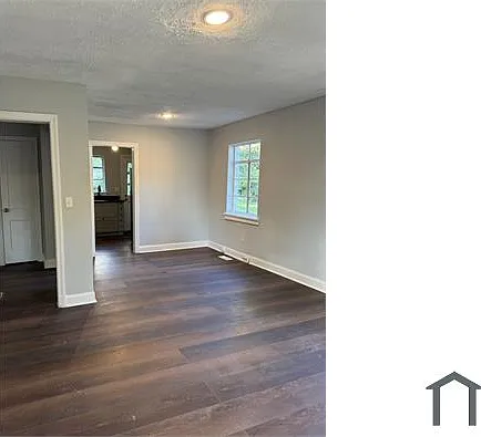 2 bed, 1000 sqft, $1,299 — Photo 2