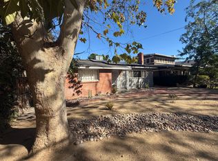 4445 4th St, Riverside, CA 92501